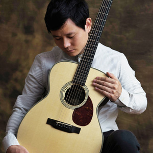 女人舔男人的辣椒
